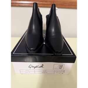 Qupid SLAY-14 Black Pointed Toe Ankle Booties Women's size 8 New in Box